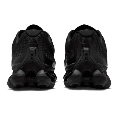 nike-air-liquid-max-triple-black-iq7634-003-3.png