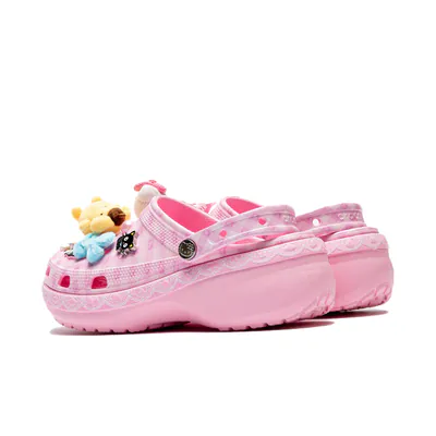 hello-kitty-x-crocs-classic-platform-clog-212683-90h-4.png