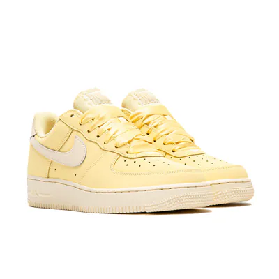 nike-air-force-1-retro-prm-ribbon-lace-soft-yellow-ir0871-700-3.png