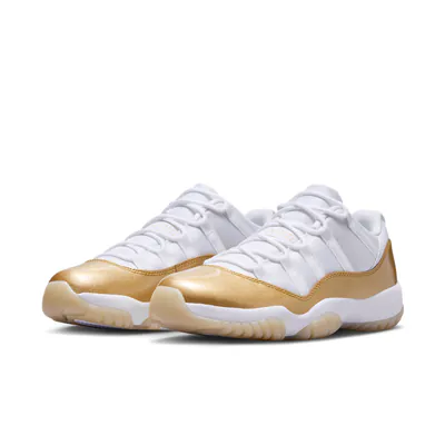 nike-air-jordan-11-low-mother-s-day-ah7860-102-2.png