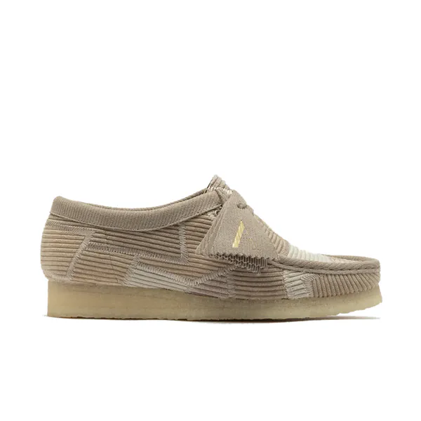 aleali-may-x-clarks-wallabee-beige-combi-26185905-1.png