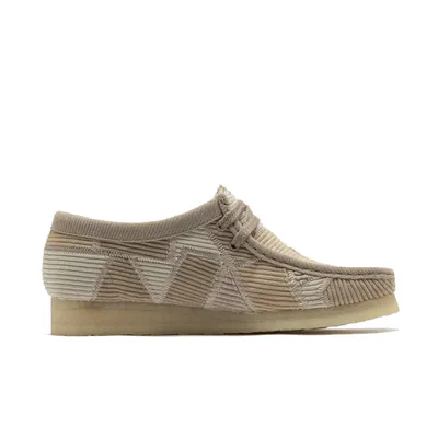 aleali-may-x-clarks-wallabee-beige-combi-26185905-2.png