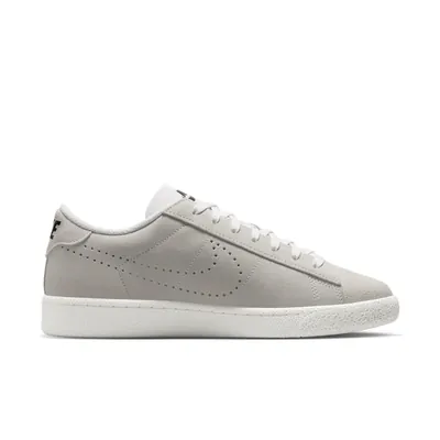 nike-tennis-classic-sail-iq7388-100-2.png