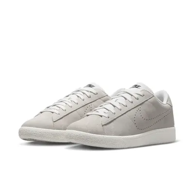 nike-tennis-classic-sail-iq7388-100-3.png