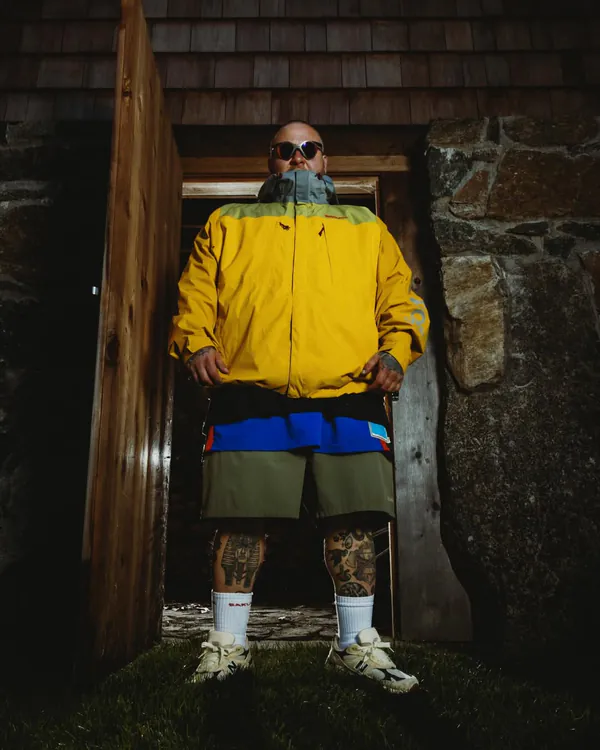 Action Bronson x New Balance 1890 Planet Frog2.10.jpg