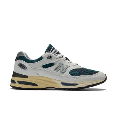 new-balance-made-in-uk-991v2-grey-balsam-u991to2-1.png