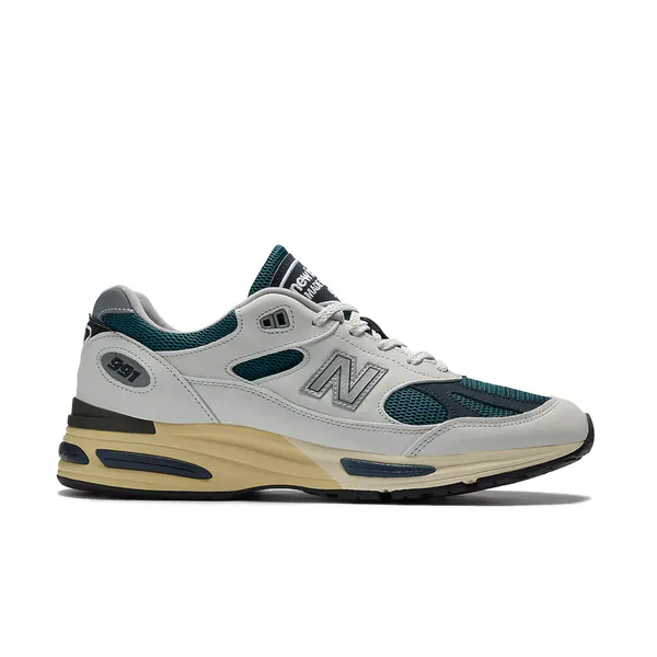 new-balance-made-in-uk-991v2-grey-balsam-u991to2-1.png