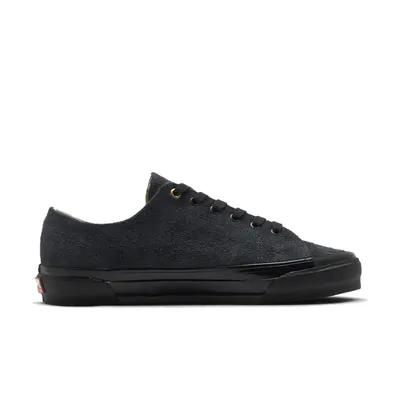 julian-klincewicz-x-vans-otw-style-31-vn000eksged1-2.png
