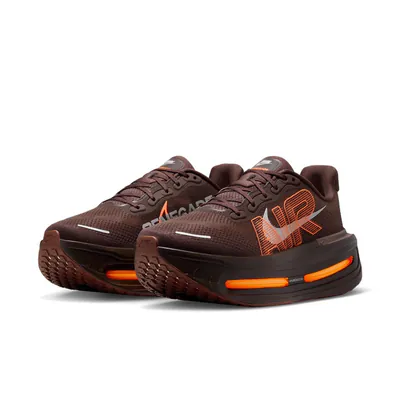 renegade-x-nike-vomero-premium-cinnamon-iq7314-200-3.png