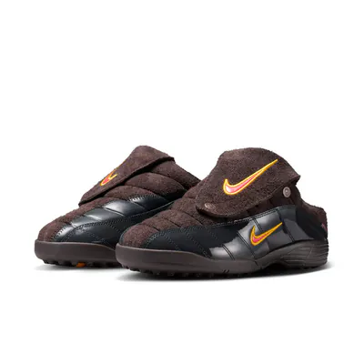 kids-of-immigrants-x-nike-t90-mule-velvet-brown-ih4422-201-3.png