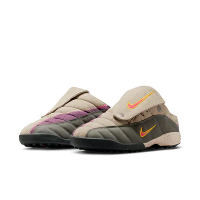 kids-of-immigrants-x-nike-t90-mule-khaki-ih4422-200-3.png