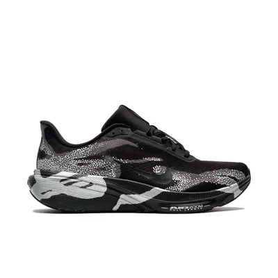 nike-pegasus-42-disrupt-pack-iq3928-001-1.png