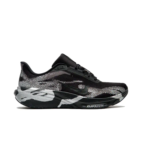 nike-pegasus-42-disrupt-pack-iq3928-001-1.png