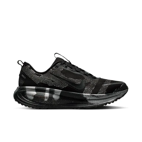 nike-vomero-18-disrupt-pack-iq3925-001-1.png