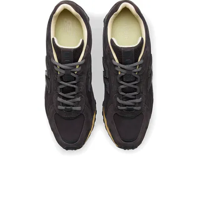 auralee-x-new-balance-204l-ganache-u204l5i7-4.png