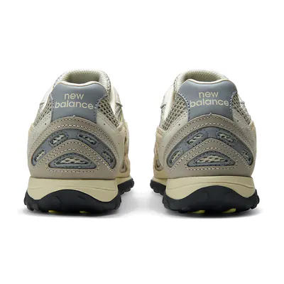 auralee-x-new-balance-204l-plaza-taupe-u204l7yu-4.png