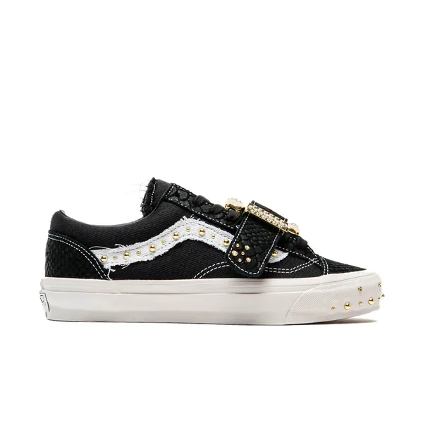 metagirl-x-vans-lx-old-skool-36-buckle-black-vn000zazhab-1.png