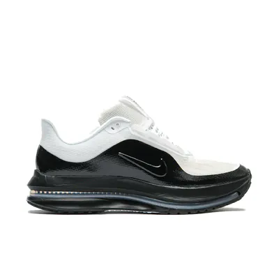 nike-pegasus-premium-sp-black-white-ir2166-102-1.png