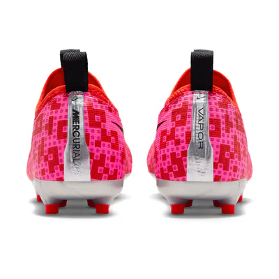 lego-x-nike-jr-mercurial-vapor-academy-pixel-camo-rush-red-iq3580-601-4.png