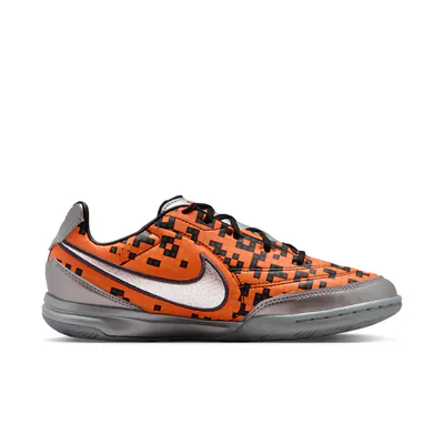 lego-x-nike-jr-streetgato-pixel-camo-safety-orange-io2390-002-2.png