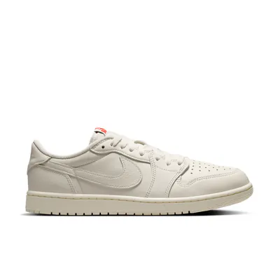 nike-air-jordan-1-low-retro-sail-hq6998-100-1.png