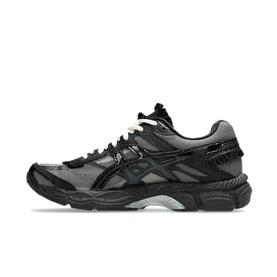 griff-x-asics-gel-cumulus-16-black-1203b038-001-2.png