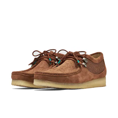 andersson-bell-x-clarks-wallabee-tan-embroidery-26185449-3.png