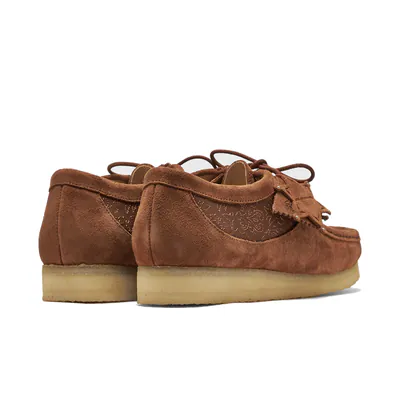 andersson-bell-x-clarks-wallabee-tan-embroidery-26185449-4.png