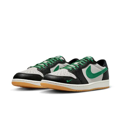 nike-air-jordan-1-retro-low-og-pine-green-ir2283-030-3.png