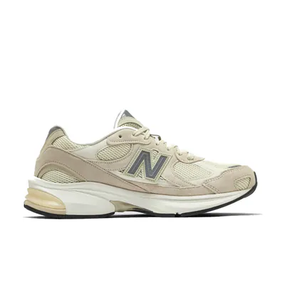 new-balance-2010-timberwolf-turtledove-u201079x-2.png