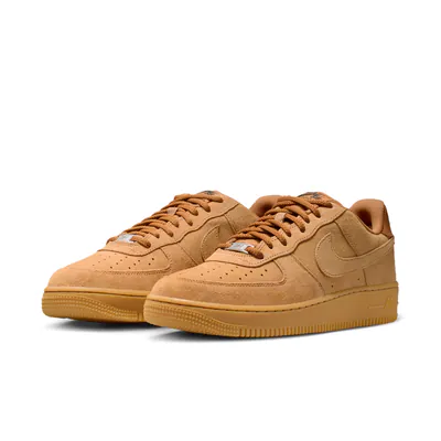 nike-sb-air-force-1-low-flax-hm8517-200-3.png