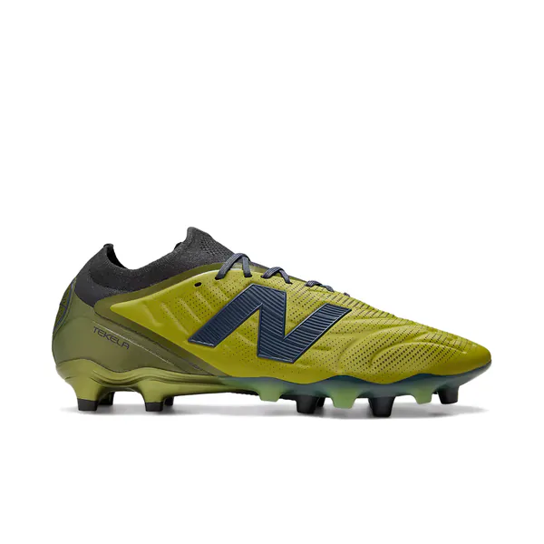 stone-island-x-new-balance-tekela-elite-ut1fl6bz-1.png