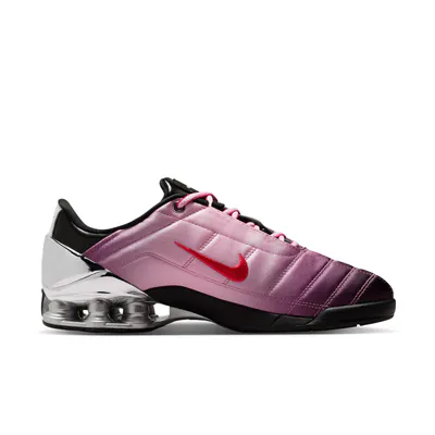 forget-me-nots-x-nike-total-90-shox-magia-shy-pink-iq5683-601-4.png