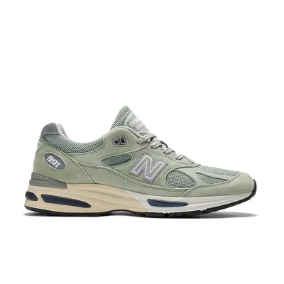 new-balance-991v2-made-in-uk-sea-grass-u991bb2-1.png