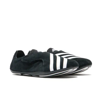 pharrell-williams-x-adidas-originals-vario-flat-earther-black-kj0953-3.png