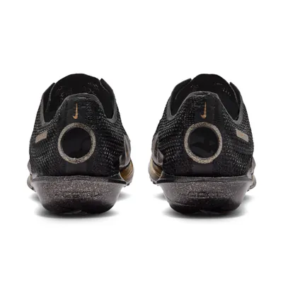 keely-hodgkinson-x-nike-victory-2-black-ir7195-001-5.png