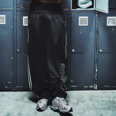 sp5der-x-adidas-collection-kq8320-5.png