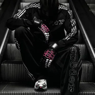 sp5der-x-adidas-collection-kq8320-7.png
