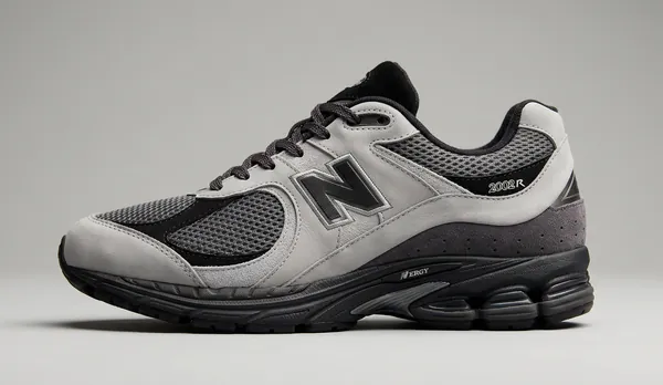 cover-nb2002r-snkr.png