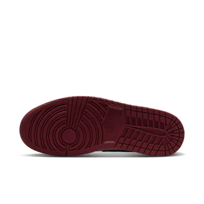 nike-air-jordan-1-high-love-the-game-dz5485-201-5.png