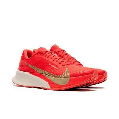 nike-acg-zoomx-ultrafly-trail-light-crimson-hf5668-600-3.png