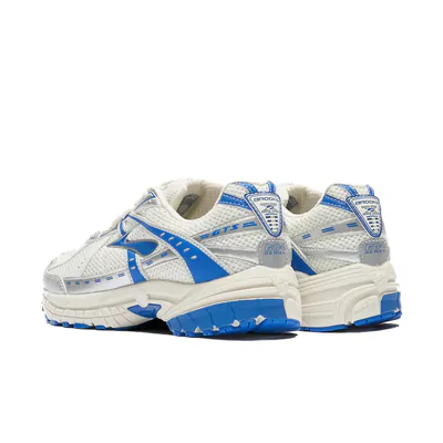 brooks-adrenaline-gts-10-coconut-milk-1000581d154-4.png