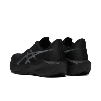 asics-novablast-6-black-1011c243-002-3.png