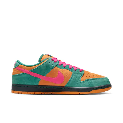 nike-sb-dunk-low-pro-green-noise-watermelon-hq1625-301-3.png