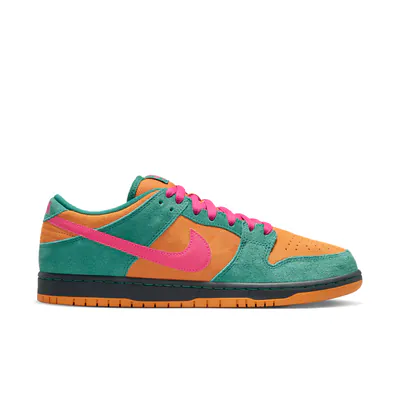 nike-sb-dunk-low-pro-green-noise-watermelon-hq1625-301-1.png