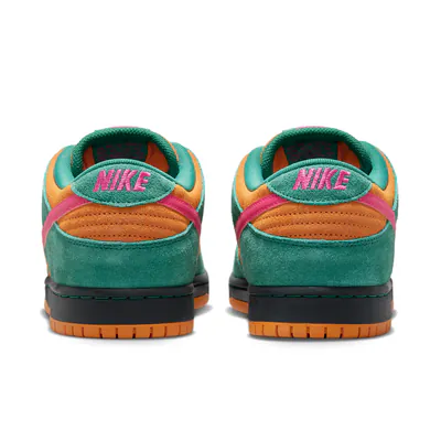 nike-sb-dunk-low-pro-green-noise-watermelon-hq1625-301-5.png