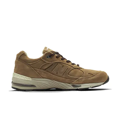 new-balance-991v1-made-in-uk-luxe-suede-dijon-m991cm1-2.png