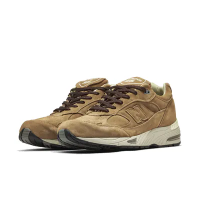 new-balance-991v1-made-in-uk-luxe-suede-dijon-m991cm1-3.png