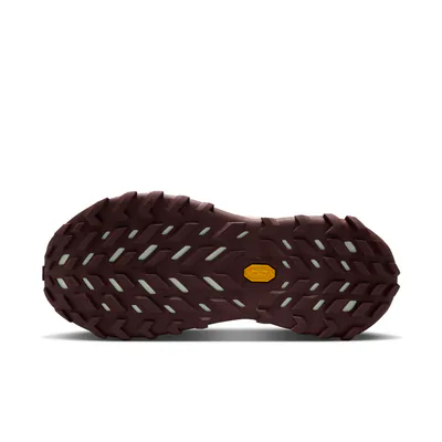 nike-acg-zegama-hike-platinum-violet-io7855-002-2.png