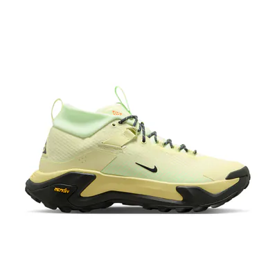 nike-acg-zegama-hike-life-lime-io7854-701-1.png